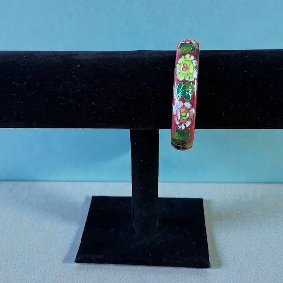 Vintage Painted Metal Bangle Bracelet - Picture 2 of 7